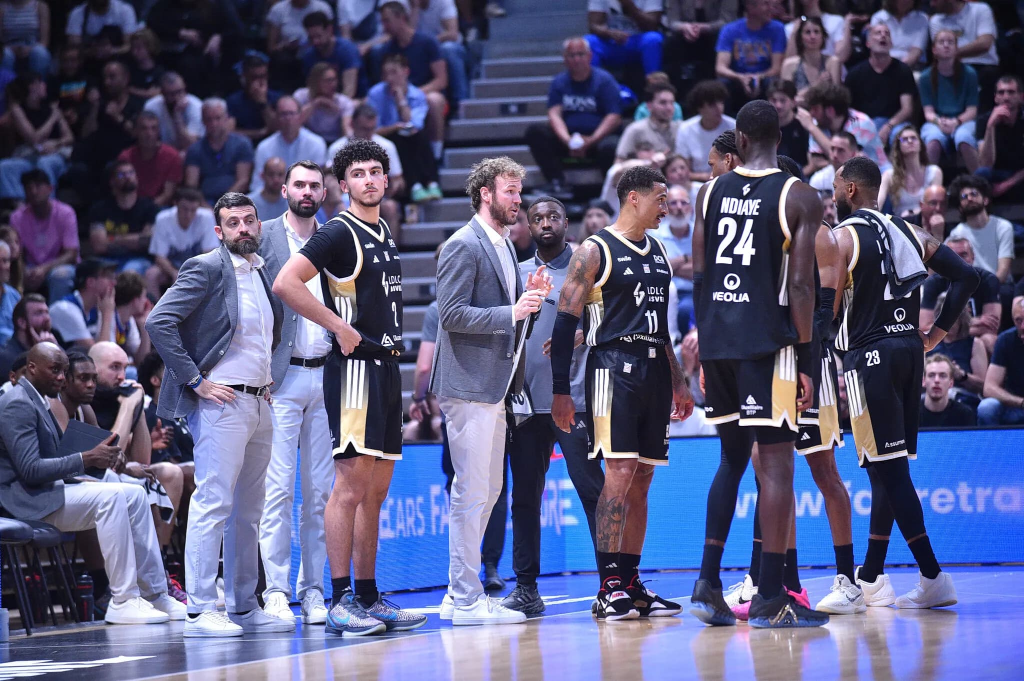 Η Βιλερμπάν παραμένει στη EuroLeague με νέους επενδυτές