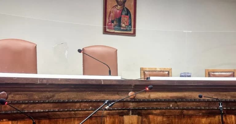 Ο ΔΣΑ αντιτίθεται στη ρύθμιση των 72 δόσεων