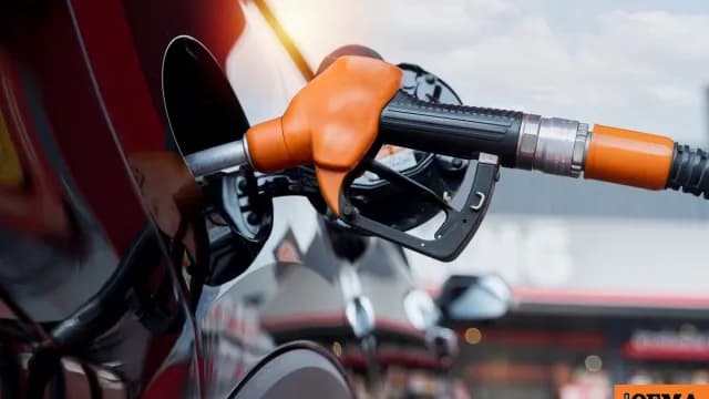 Η βενζίνη πάνω από 2,10€ — Τι λέει ο πρόεδρος βενζινοπωλών