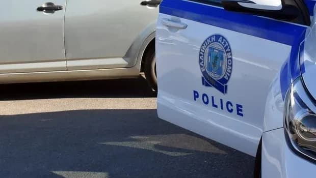 Συνελήφθη 22χρονος με όπλο και απάτες στα Γρεβενά