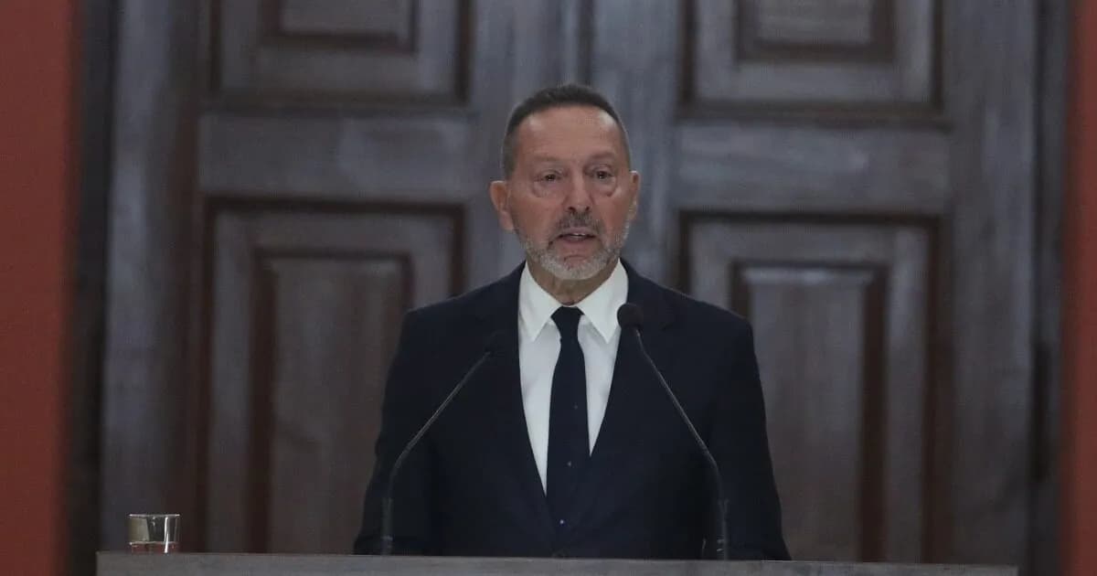 Ο Στουρνάρας προειδοποιεί για κίνδυνο ύφεσης στην Ευρωζώνη