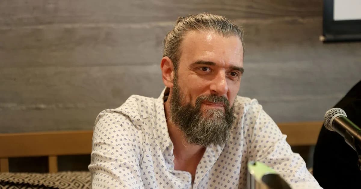 Ο Σωτήρης Τσαφούλιας μιλά για τη σχέση με τον πατέρα του
