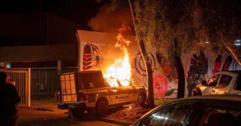 Δολοφονία 5χρονης στην Αυστραλία: Επεισόδια έξω από νοσοκομείο