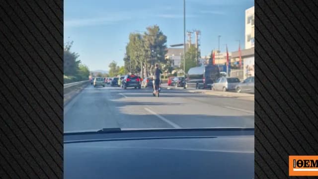 Επικίνδυνη οδήγηση με ηλεκτρικό πατίνι στη Βουλιαγμένης