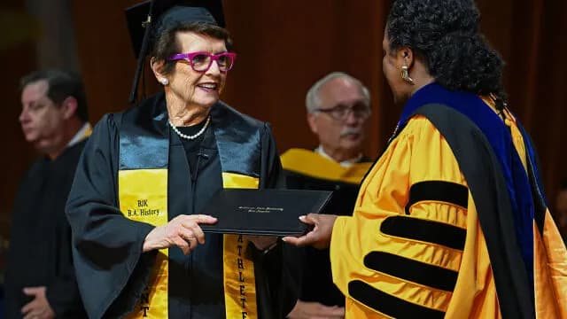 Η Billie Jean King πήρε πτυχίο στα 82 μετά από 61 χρόνια