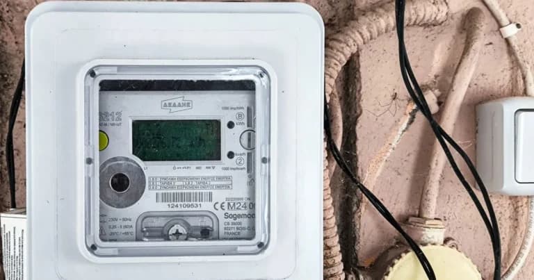 Η απάτη με τον ΔΕΔΔΗΕ: 7 συλλήψεις και 117 θύματα