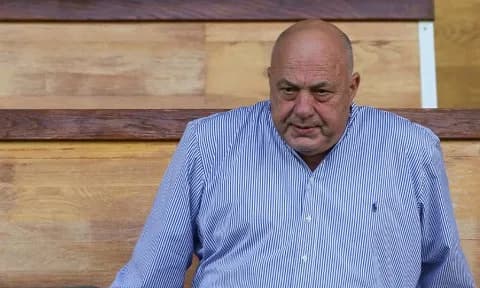 Ο Μπέος επιτίθεται σε Ακύλα και Καπουτζίδη με ομοφοβικά σχόλια