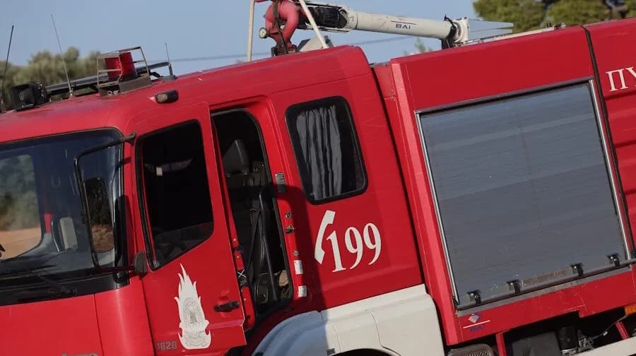 Φωτιά στη Λάρισα: Μεγάλη επιχείρηση στα Γόννα