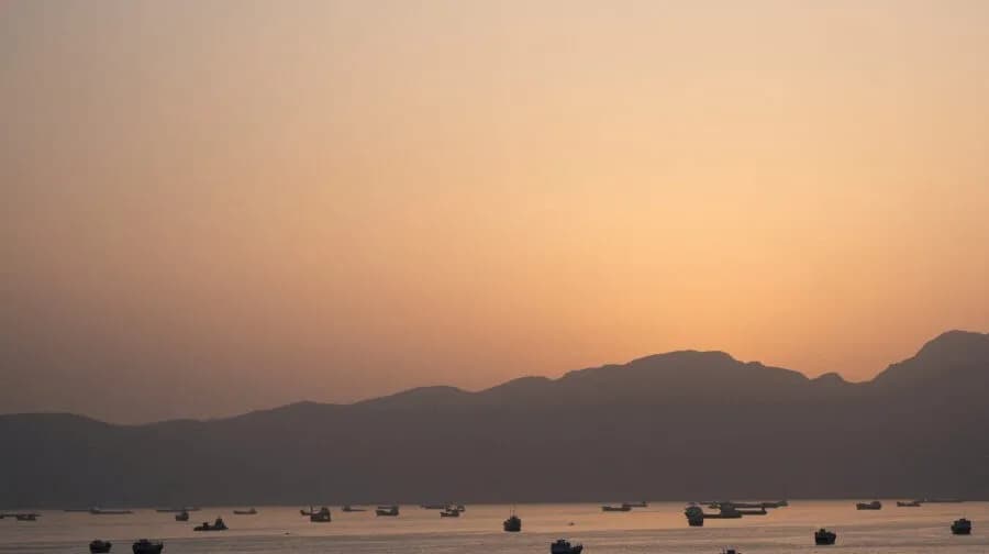 Κλιμάκωση στα Στενά του Ορμούζ   Νεκροί και επιθέσεις