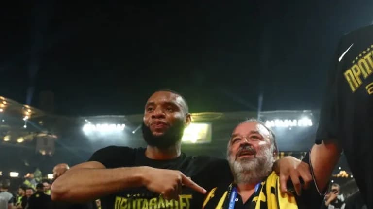 Η ΑΕΚ κατέκτησε το 14ο πρωτάθλημά της