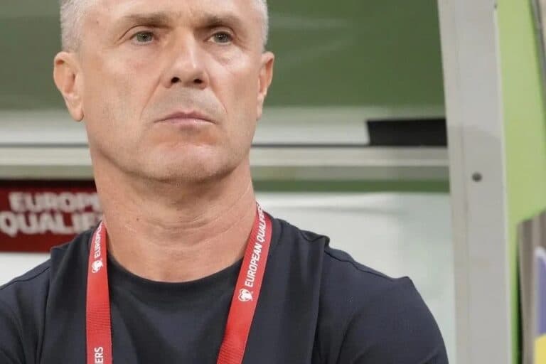 Ο Ολυμπιακός διαψεύδει τα σενάρια για τον Σεργκέι Ρεμπρόφ
