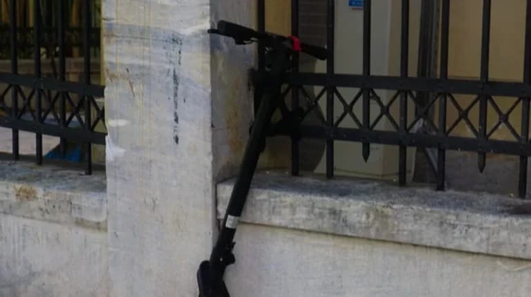 Κρίσιμα τραυματισμένος 12χρονος από τροχαίο στον Ασπρόπυργο