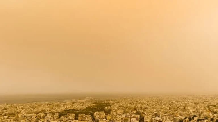 Ο καιρός ανεβάζει στροφές — 34°C την επόμενη εβδ.