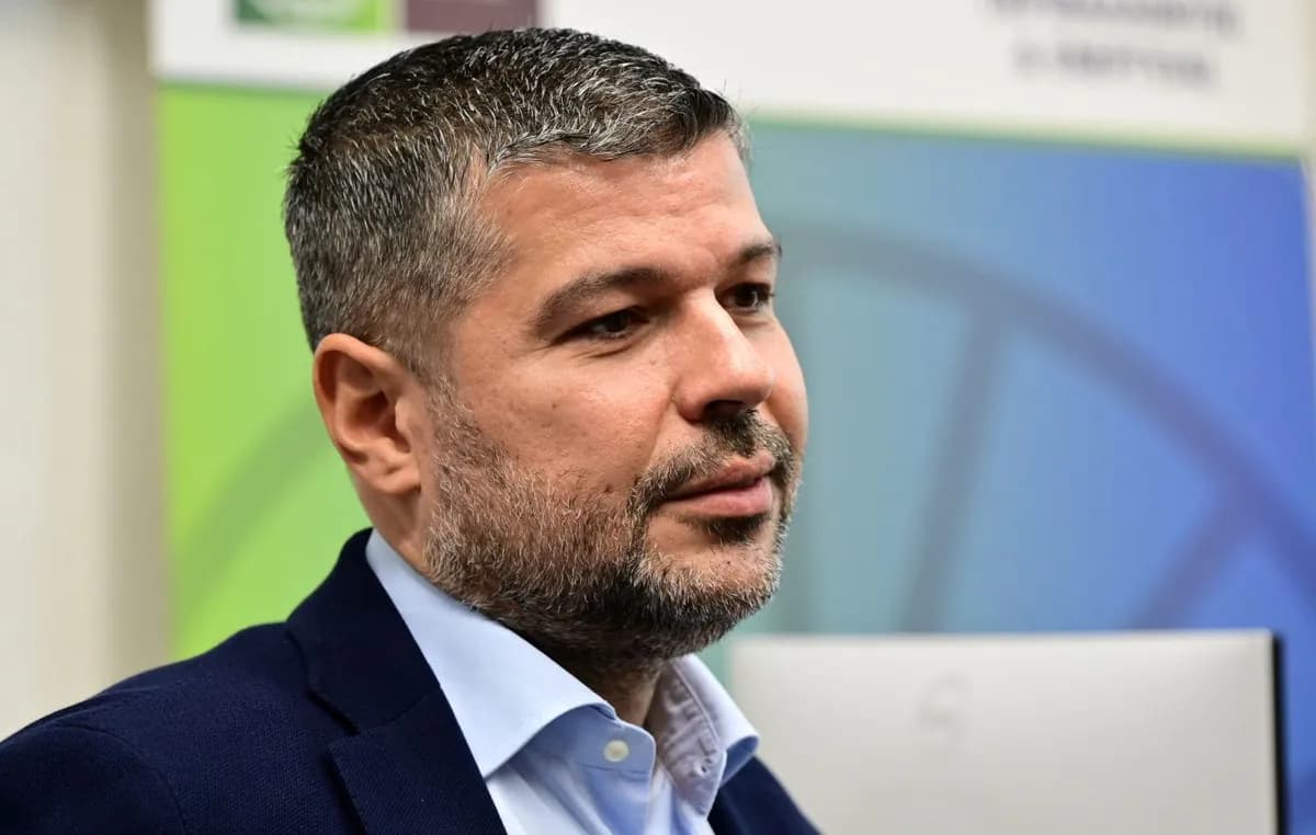 Η ΔΕΗ αντλεί 4,25 δισ. ευρώ σε ιστορική ΑΜΚ