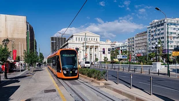 Η στάση Τραμ Ζάππειο επαναλειτουργεί σε νέα θέση