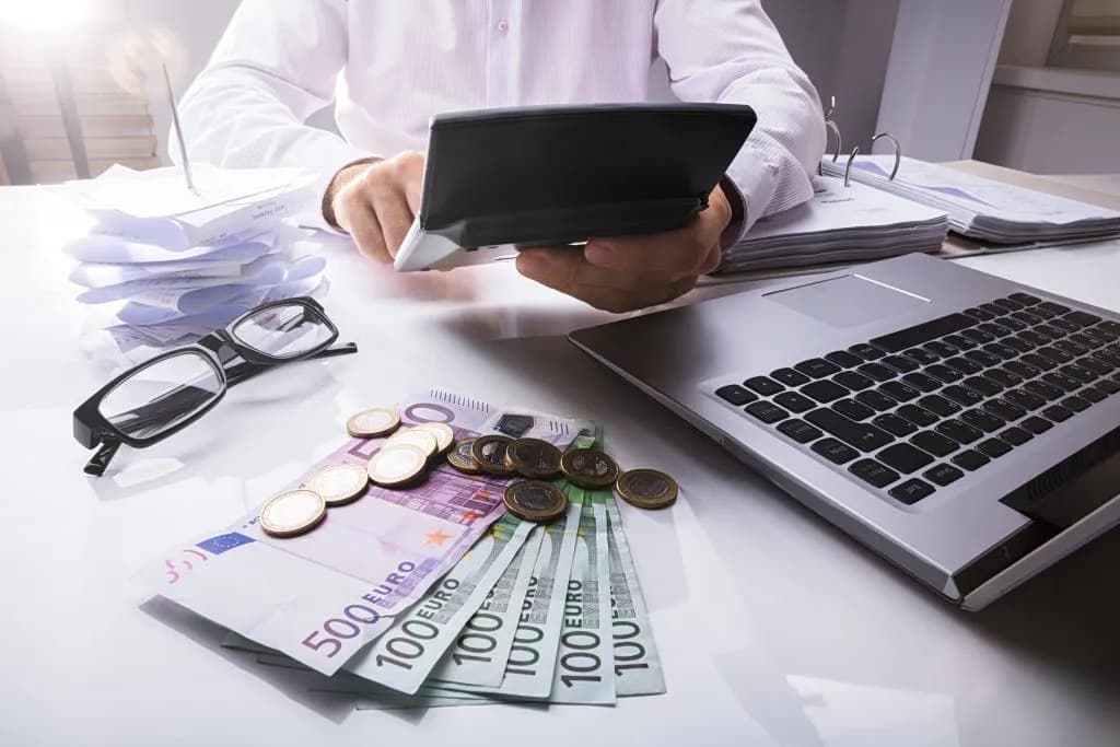 Ρύθμιση χρεών 235 δισ.: Οι πέντε παρεμβάσεις για ιδιωτικό χρέος