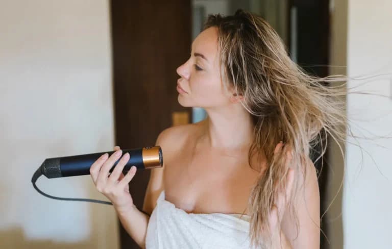 Το Dyson Airwrap: Επένδυση ή υπερτιμημένο εργαλείο;