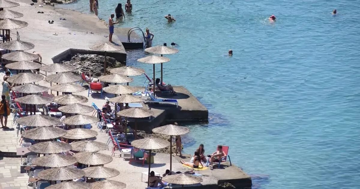 Η ΑΑΔΕ εξαπολύει 4.000 ελέγχους για φοροδιαφυγή το καλοκαίρι