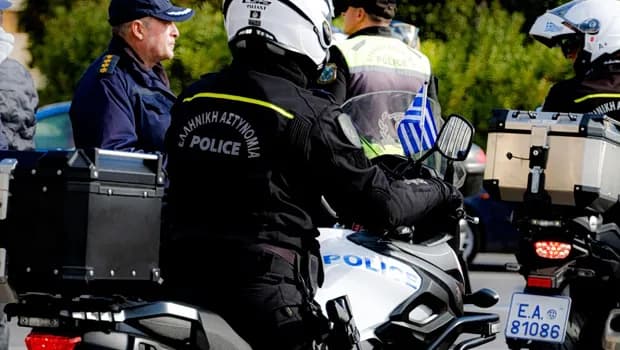 Η εξάρθρωση εγκληματικής οργάνωσης: 17 συλλήψεις σε δύο πόλεις