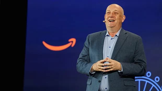 Το νέο ρομπότ Proteus της Amazon μιλάει ελληνικά