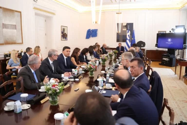 Ο Μητσοτάκης: Πάγωμα τιμών σε καύσιμα και βασικά προϊόντα