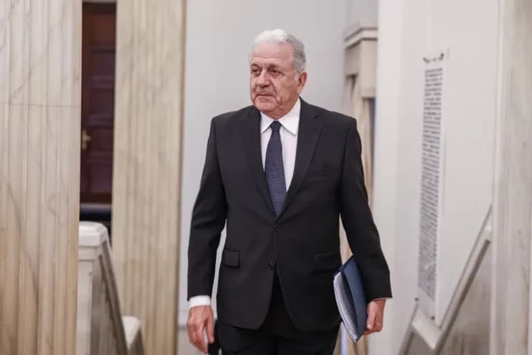 Qatargate: Στη Βουλή το αίτημα άρσης ασυλίας Αβραμόπουλου