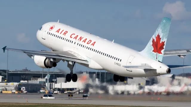Η Air Canada αναστέλλει επ  αόριστον τις πτήσεις για Κούβα