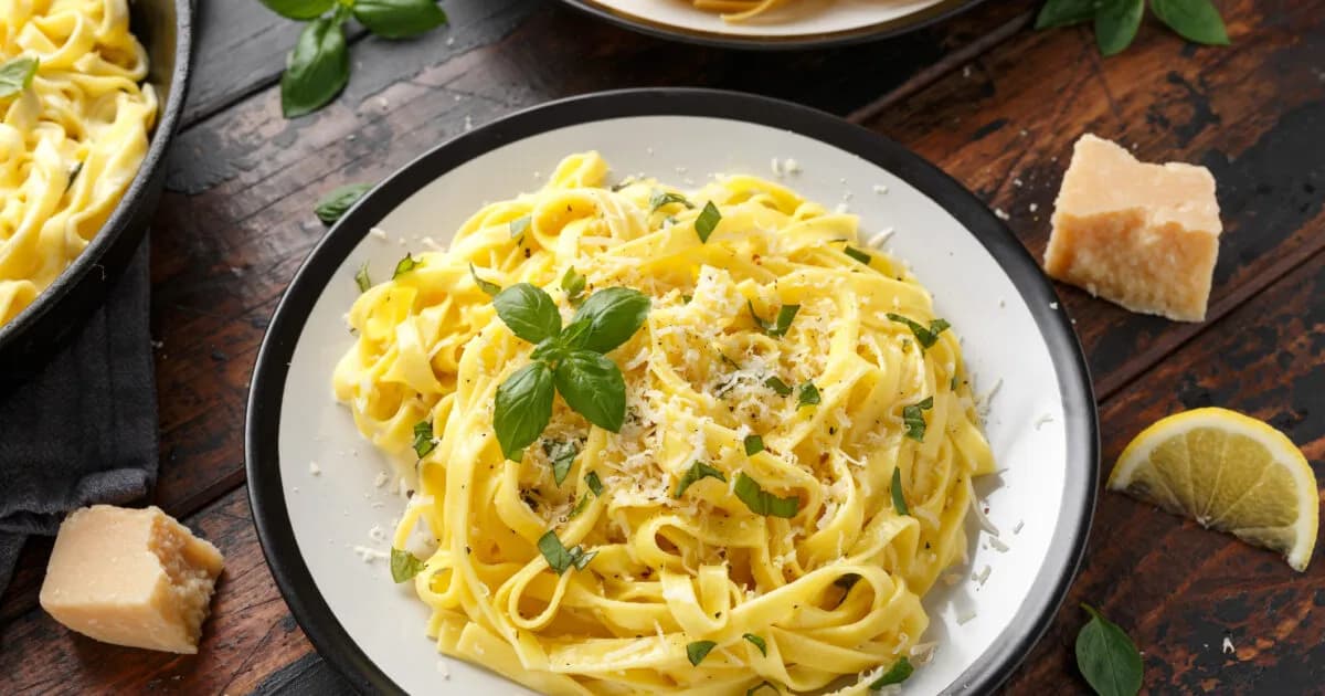 Spaghetti al Limone: Η ιταλική συνταγή με κρέμα λεμονιού