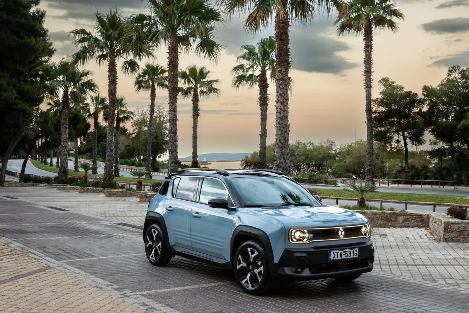 Το Renault 4 E-Tech Electric επιστρέφει στην Ελλάδα