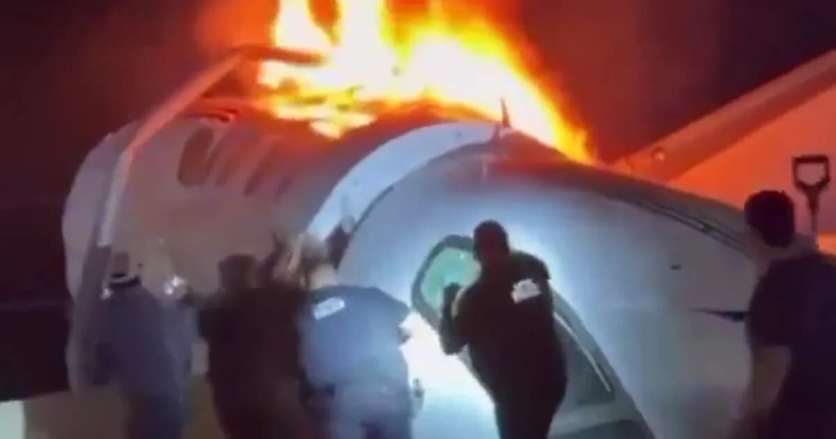 Αεροσκάφος Cessna συνετρίβη σε αυτοκινητόδρομο στο Τέξας