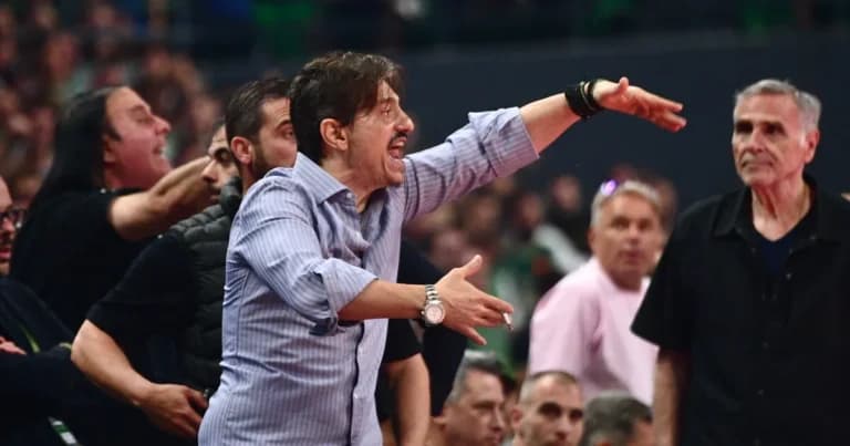 Ο Γιαννακόπουλος εισέβαλε στο παρκέ στον τελικό GBL