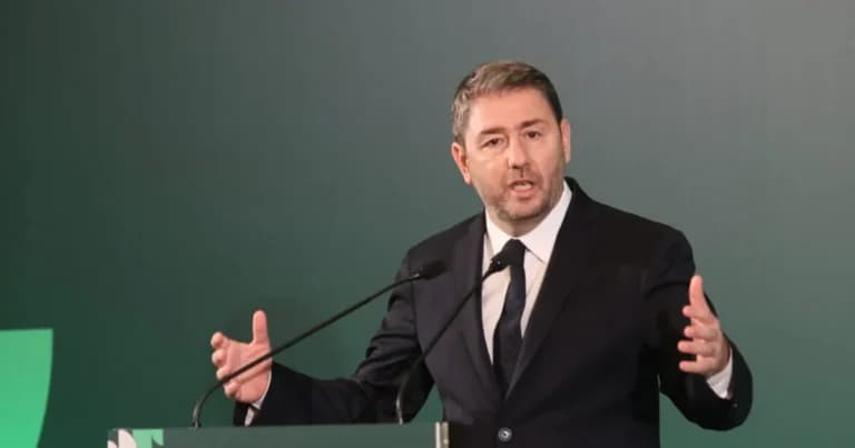 Ο Ανδρουλάκης τιμά τα 30 χρόνια από τον θάνατο Παπανδρέου