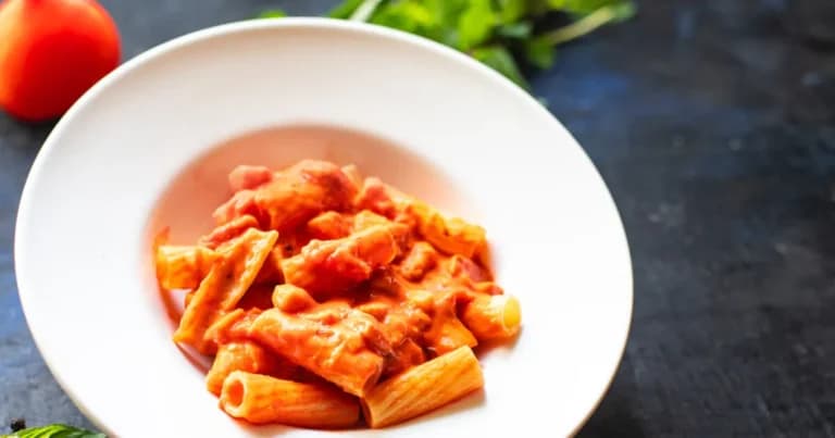 One-pot creamy pasta: Η συνταγή από την Τοσκάνη σε μία κατσαρόλα