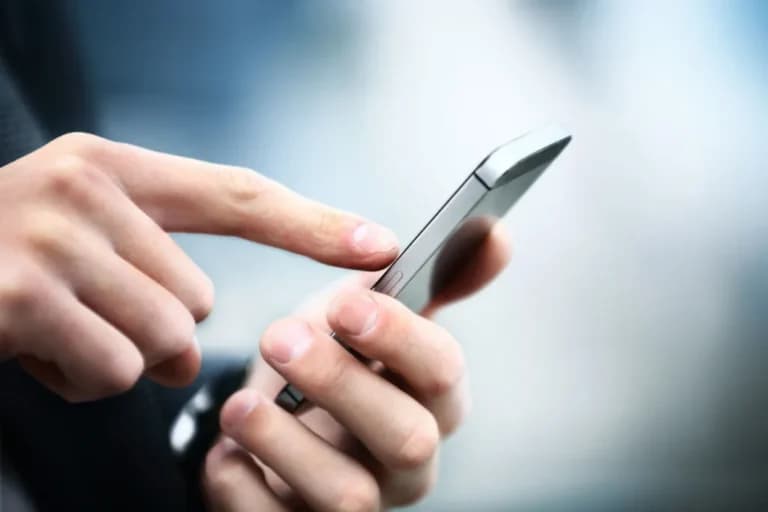 Επιδότηση smartphone έως 70 ευρώ για ΑμεΑ