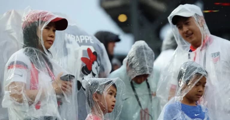 Διακοπή λόγω καταιγίδας στο Γαλλία – Ιράκ στο Μουντιάλ 2026
