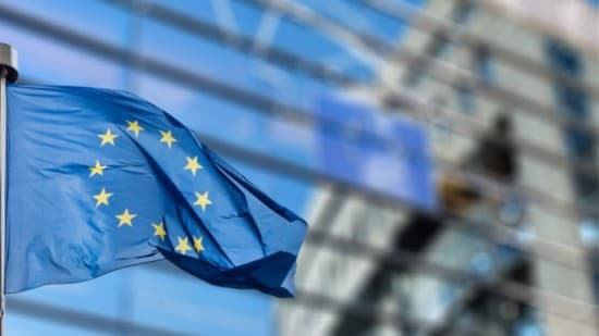 Η Κομισιόν στο στόχαστρο 1.236 φοροαπαλλαγές