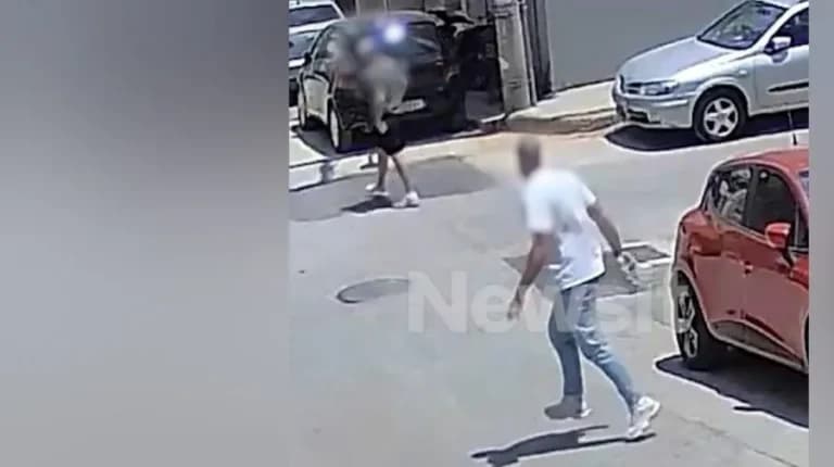 Τρόμος στον Πειραιά: Ο 77χρονος κυνηγούσε αδέρφια με τρίαινα