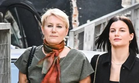 Η Αλίκη Καραμανλή διαψεύδει ψευδείς φήμες για την προσωπική ζωή