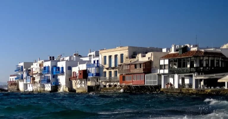 Η ΔΑΟΕ χτύπησε κύκλωμα ναρκωτικών στη Μύκονο – 5 συλλήψεις