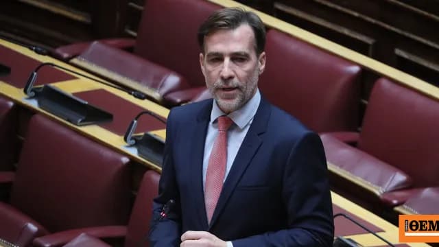 Ο Χουρδάκης αποχωρεί από τους Δημοκράτες Κασσελάκη