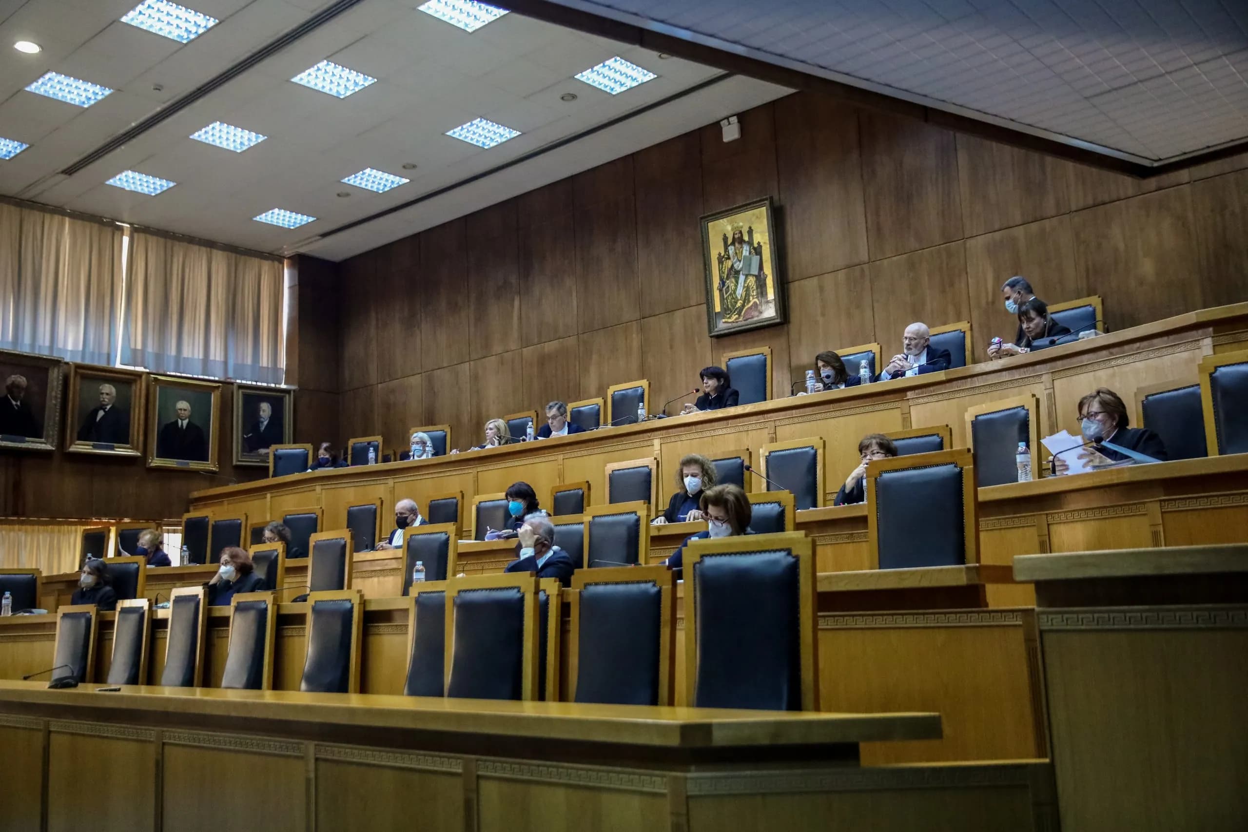 Ο Λυμπερόπουλος και ο Μπακέλας πρώτοι στις δικαστικές εκλογές