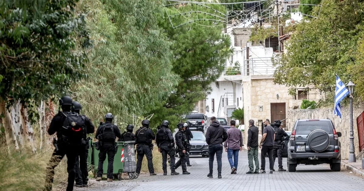 Η βαλλιστική του μακελειού στα Βορίζια: 13 όπλα και 124 κάλυκες