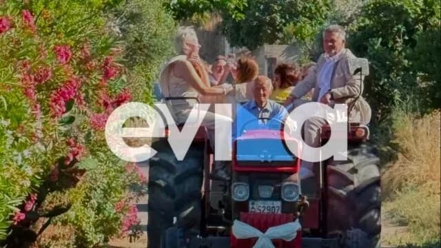 Ο γάμος με τρακτέρ στην Εύβοια που έγινε viral