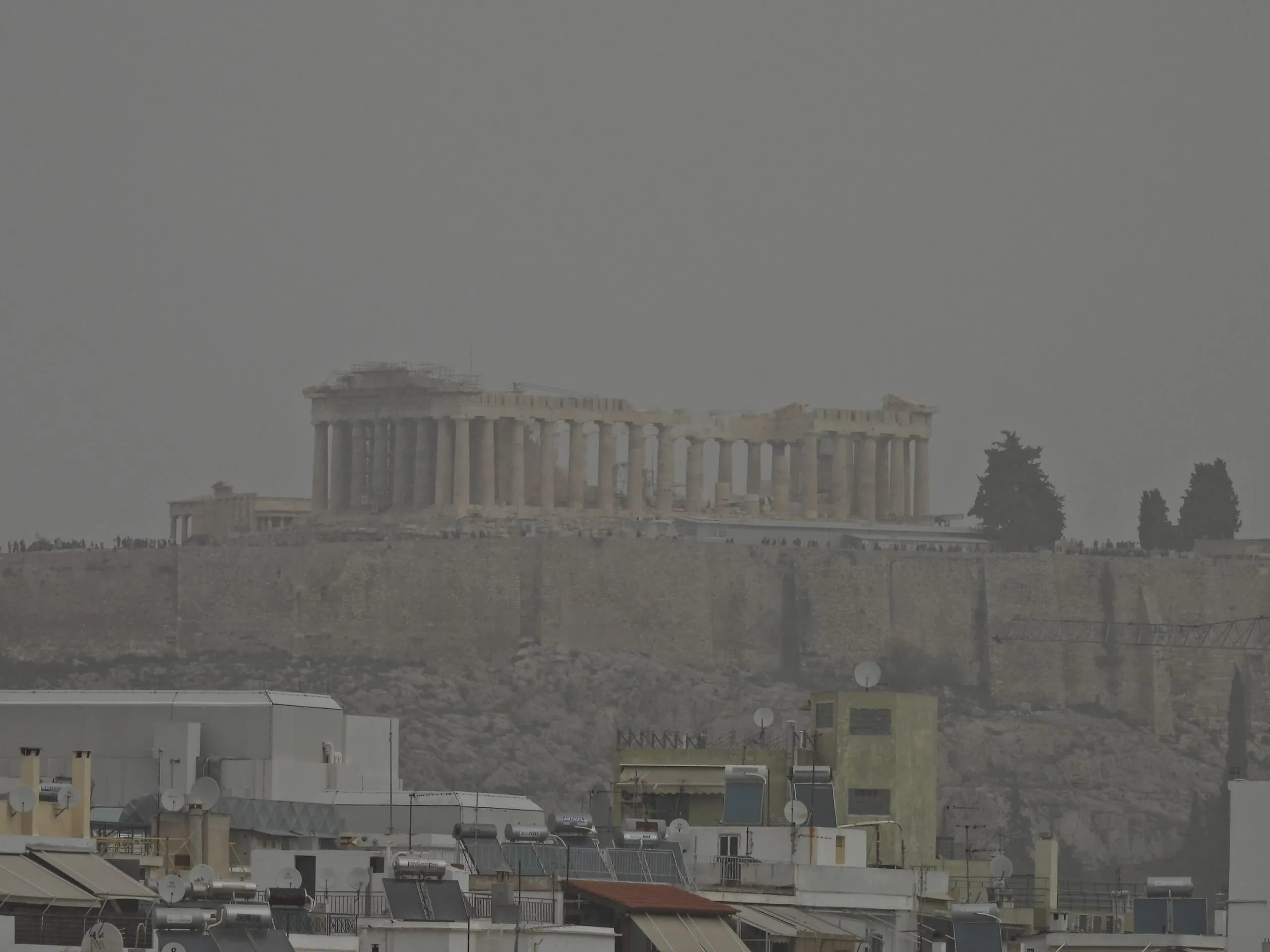 Η σαχαριανή σκόνη «πνίγει» ξανά την Ελλάδα από σήμερα