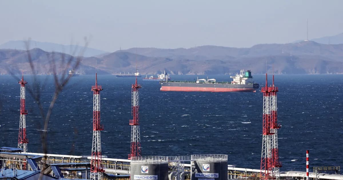 Η πτώση των τιμών πετρελαίου συνεχίζεται και σήμερα