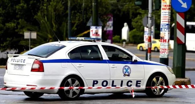 Ο 22χρονος οδηγός παρέσυρε δύο πεζούς στην Καλαμαριά