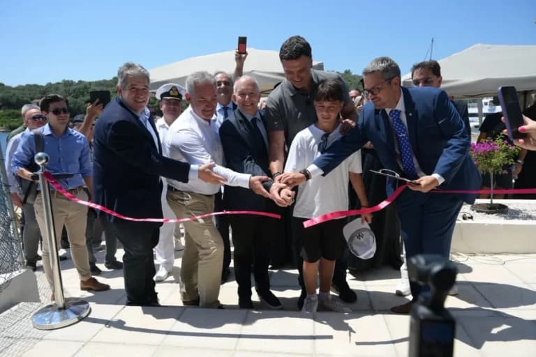 Ο Κικίλιας εγκαινίασε τον νέο επιβατικό σταθμό Παξών