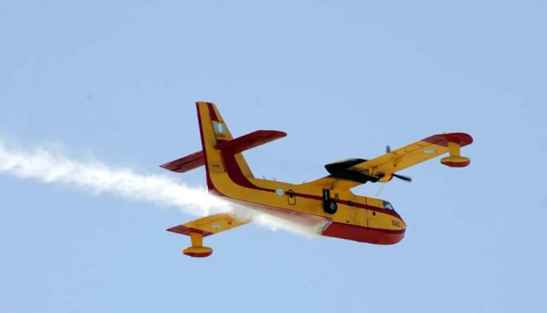 Η Ελλάδα στέλνει πυροσβεστικά αεροσκάφη στην Ισπανία