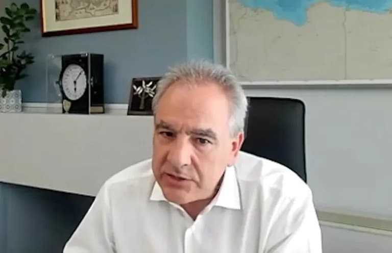 Ο Ντόκος θύμα υβριδικής επίθεσης Ρώσων φαρσέρ με ΤΝ