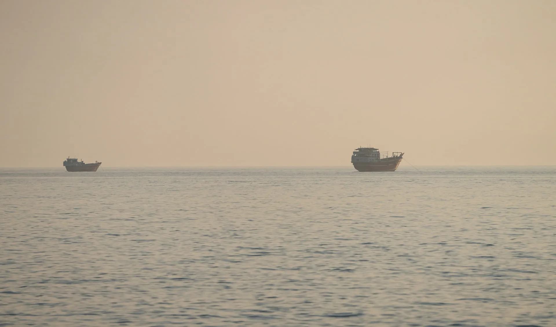 Το Ιράν προτείνει προσωρινή λύση για τα Στενά του Ορμούζ